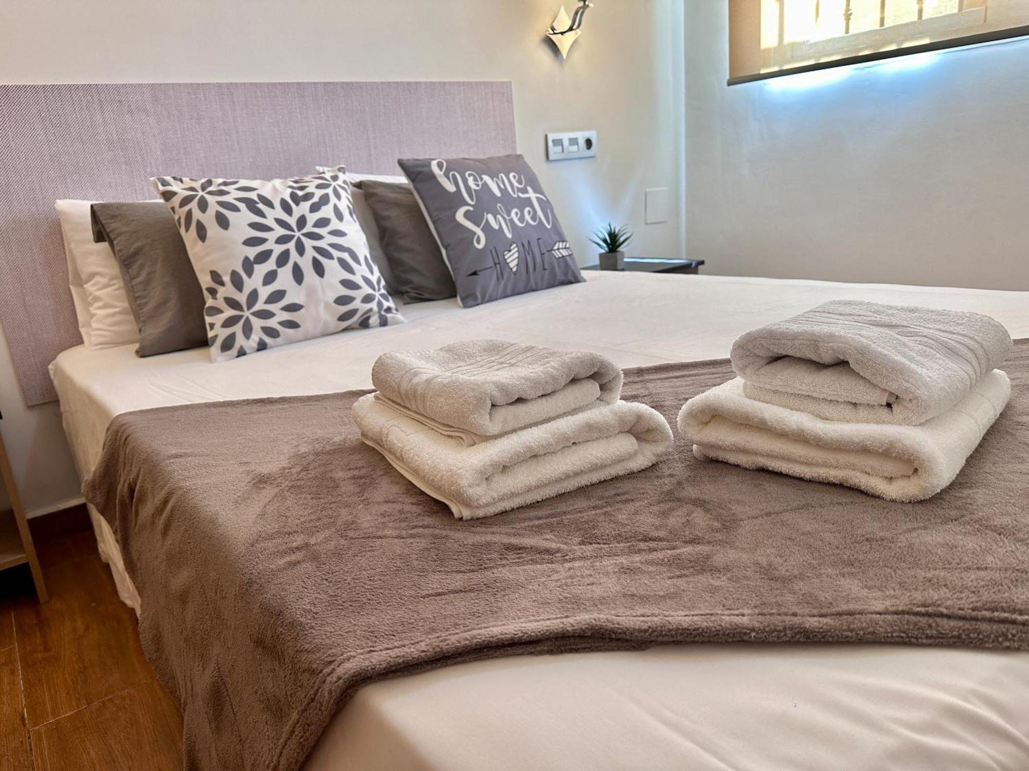 Dom wakacyjny The House In Toquero Solarium Views To The Alcazaba Malaga